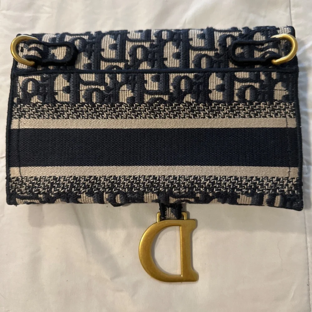 Dior Slim Saddle Bag - Picture 2 of 6